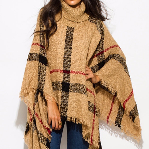 🎊1 HOUR SALE! 🎊Fuzzy Poncho! (PRICE FIRM) - Picture 5 of 8